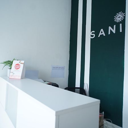 Reddoorz At Sani Guest House Balikpapan Экстерьер фото