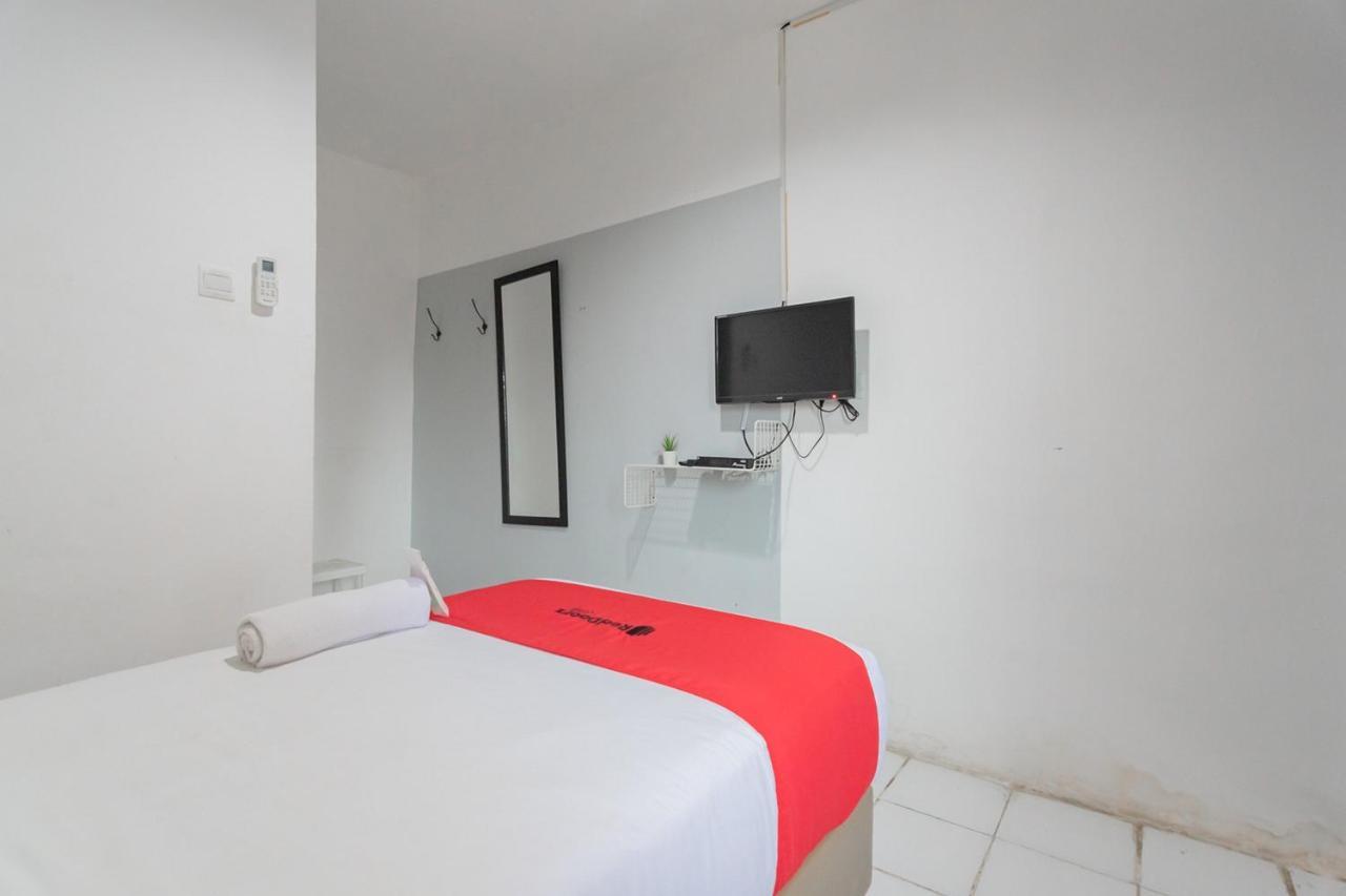 Reddoorz At Sani Guest House Balikpapan Экстерьер фото